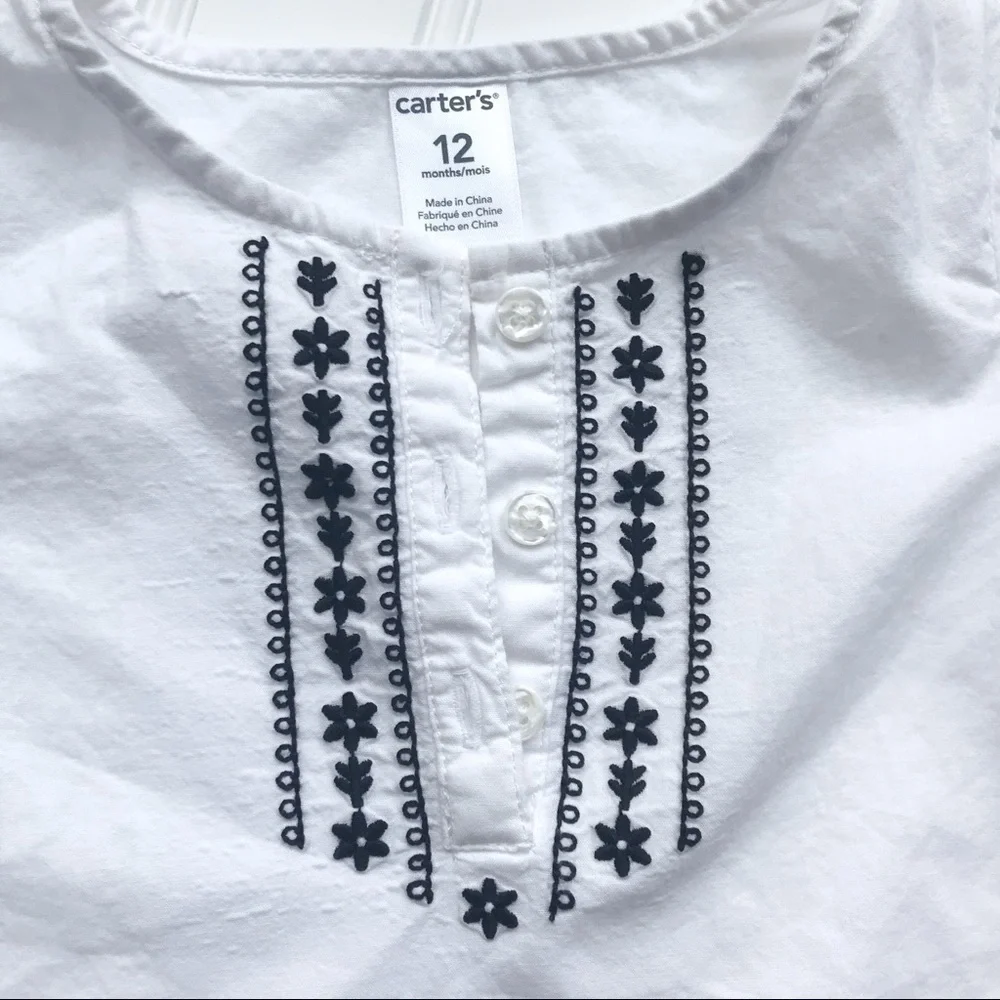 •Carter’s• embroidered tunic top